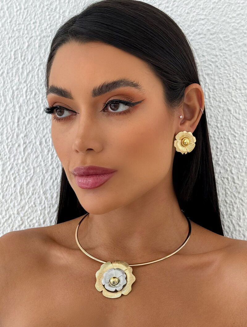 Conjunto Choker e Brinco Folheado a Ouro 18k e Prata Aro com Flor Camadas