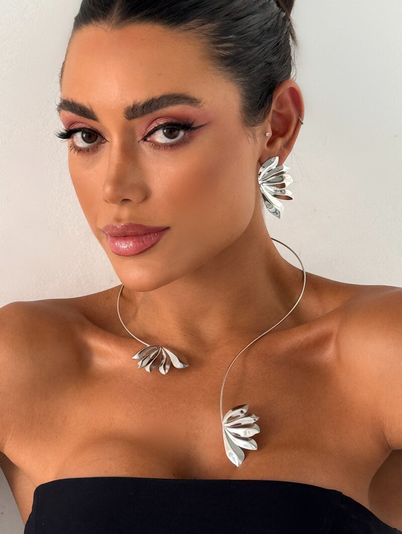 Conjunto Choker e Brinco Folheado a Ouro 18k e Prata Aro com Folha Perfil