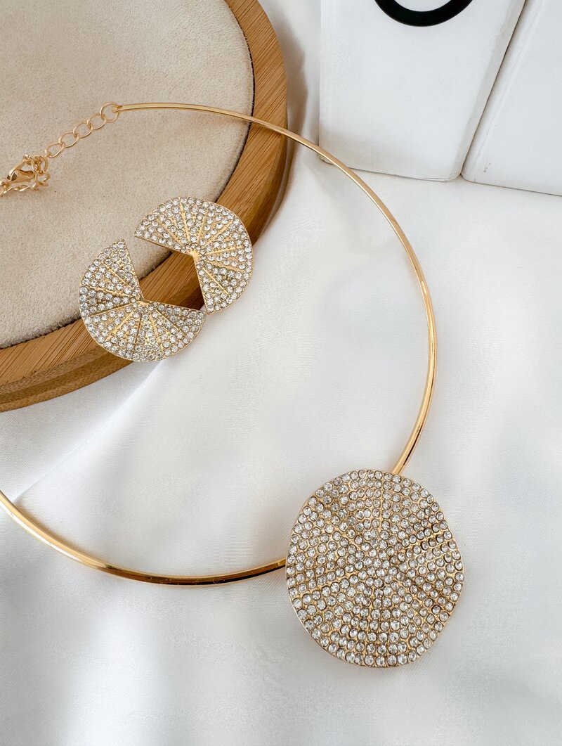 Conjunto Choker e Brinco Folheado a Ouro 18k e Prata Aro com Pingente Cravejado