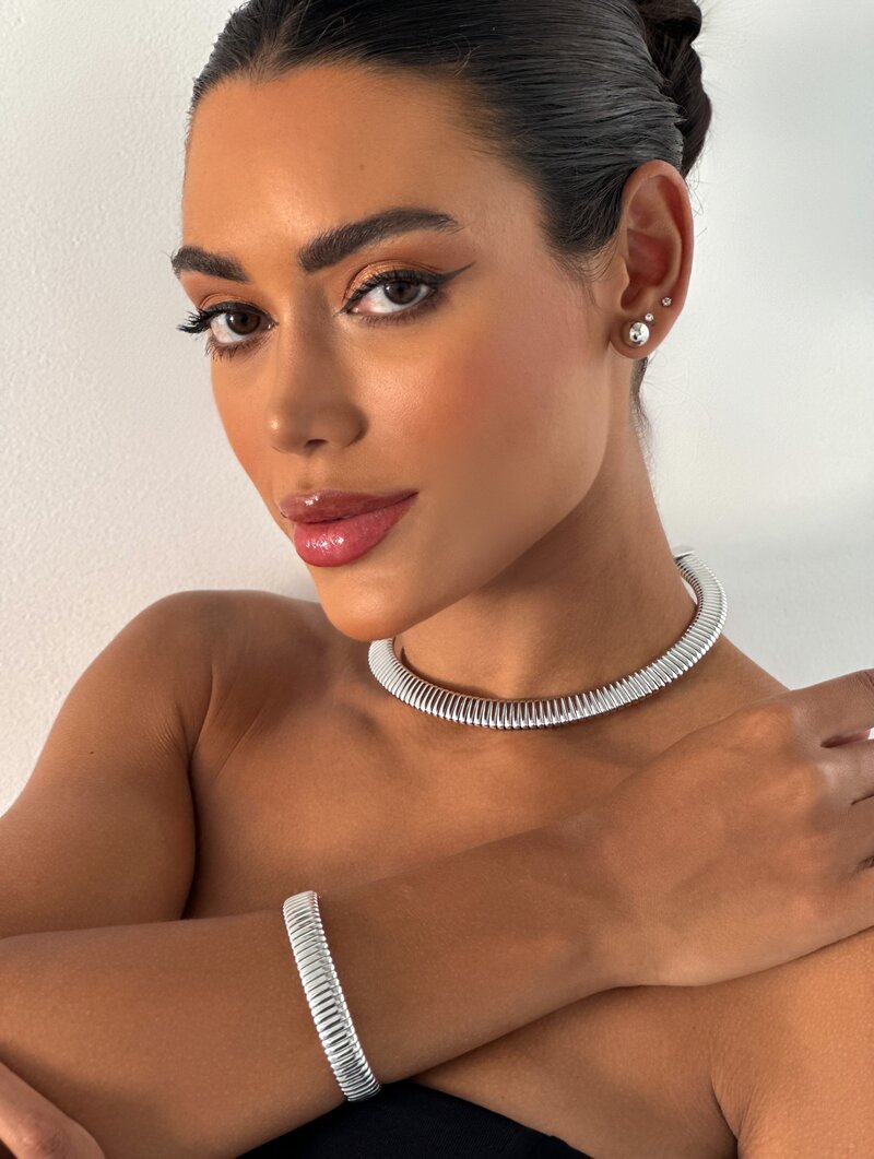 Conjunto Choker e Pulseira Desing Mola