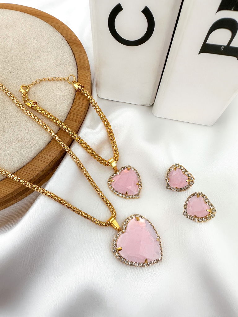 Conjunto colar, brinco e pulseira folheado a ouro 18k com pingente de chaton