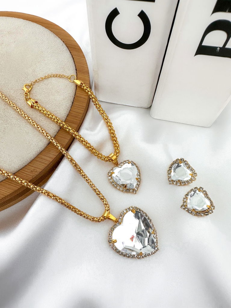 Conjunto colar, brinco e pulseira folheado a ouro 18k com pingente de chaton