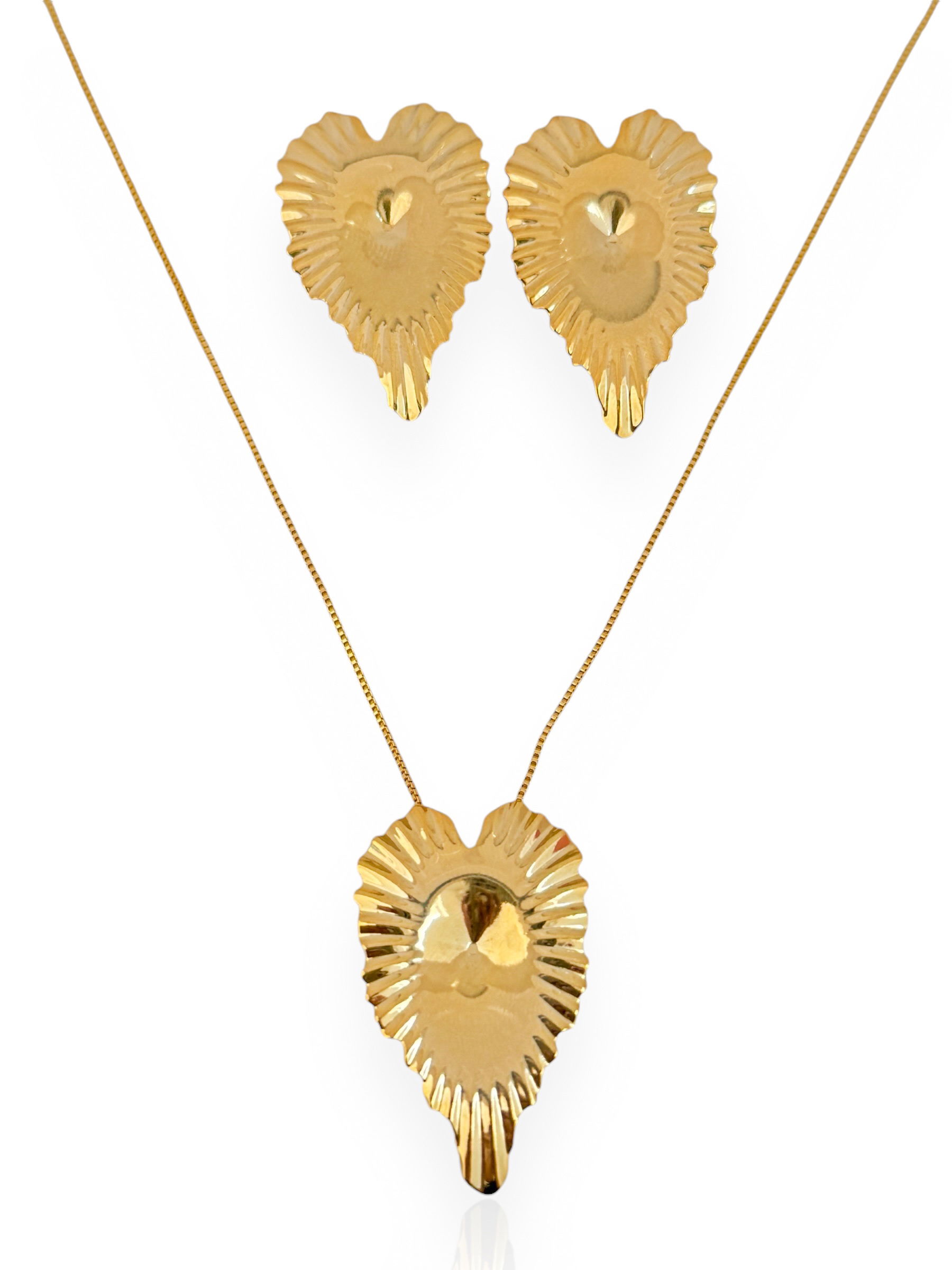 Conjunto Colar e Brinco Folheado a Ouro 18k, Coração Martelado