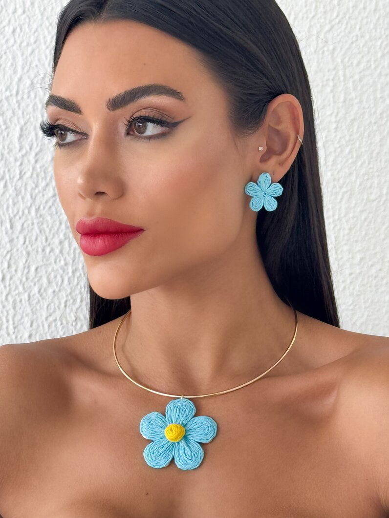 Conjunto Colar e Brinco Folheado a Ouro 18k Aro com Flor Artesanal