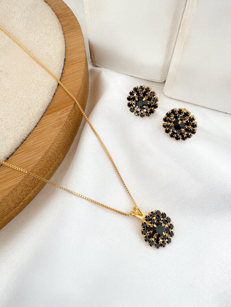 Conjunto Colar e Brinco Folheado a Ouro 18k Circulo Cravejado