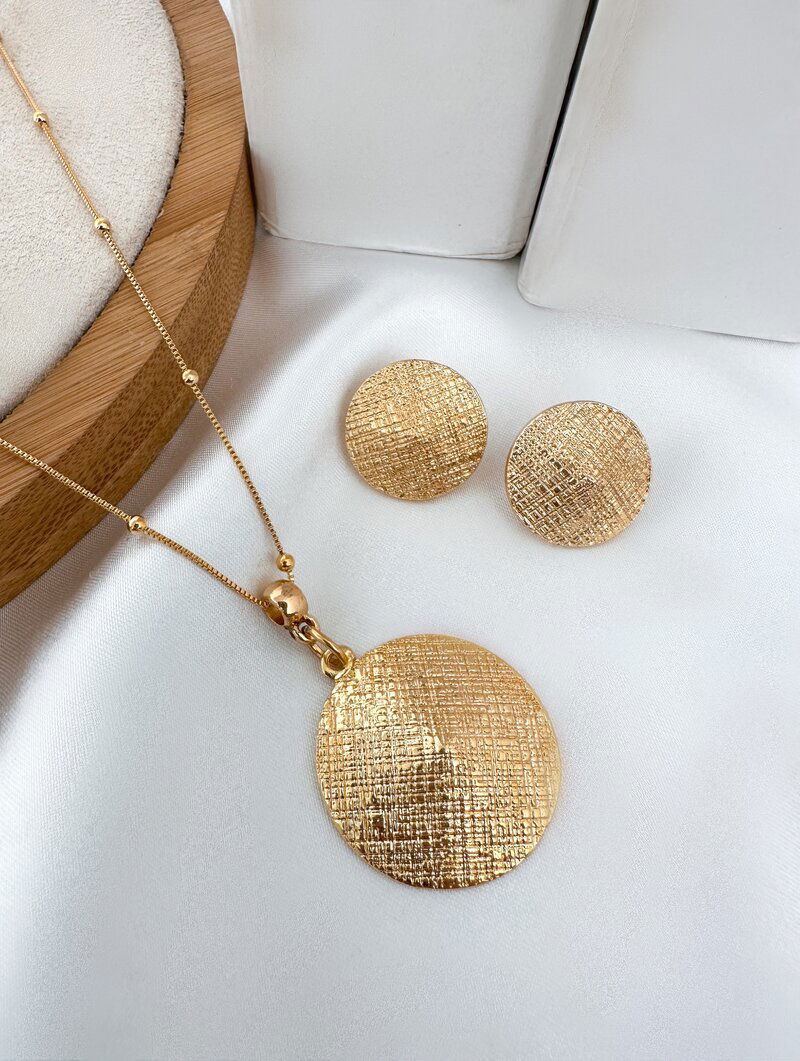 Conjunto Colar e Brinco Folheado a Ouro 18k Circulo Texturizado