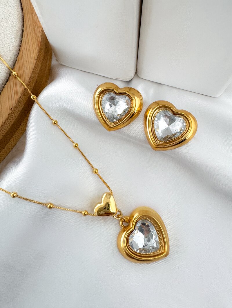 Conjunto Colar e Brinco Folheado a Ouro 18k Coração com Zircônia Cristal
