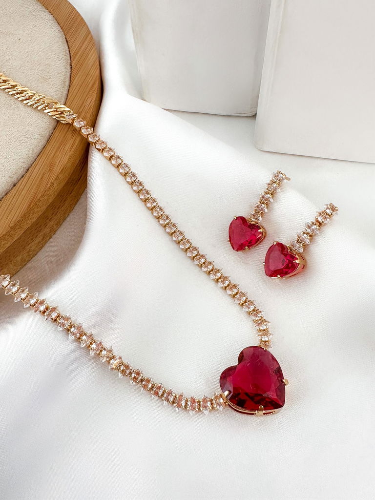 Conjunto colar e brinco folheado a ouro 18k e prata 925 com zircônias