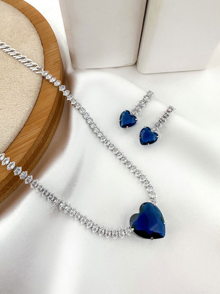 Conjunto colar e brinco folheado a ouro 18k e prata 925 com zircônias
