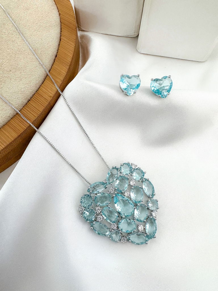 CONJUNTO COLAR E BRINCO FOLHEADO A OURO 18K E PRATA 925 CORAÇÃO COM ZIRCÔNIAS TRABALHADO
