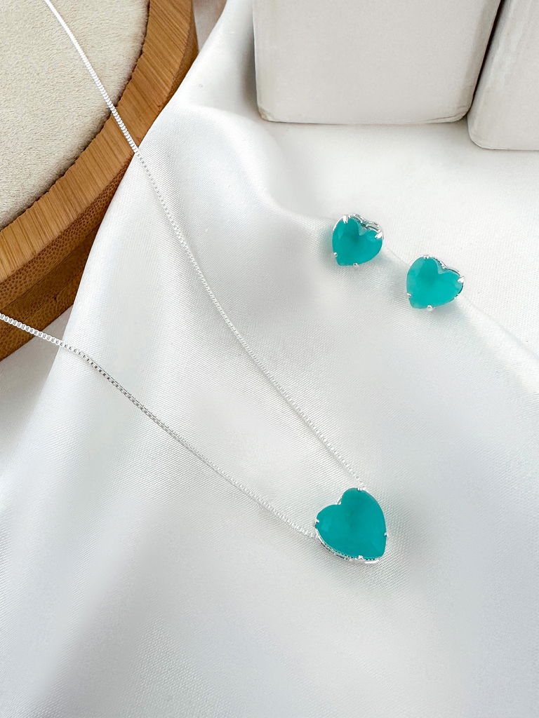 conjunto colar e brinco folheado a ouro 18k e prata 925 coração de zircônia