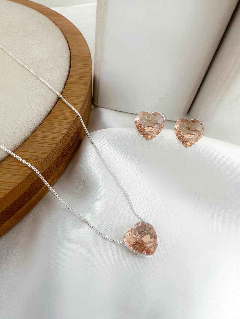 Conjunto Colar e Brinco Folheado a Ouro 18k e Prata 925 Coração De Zircônia