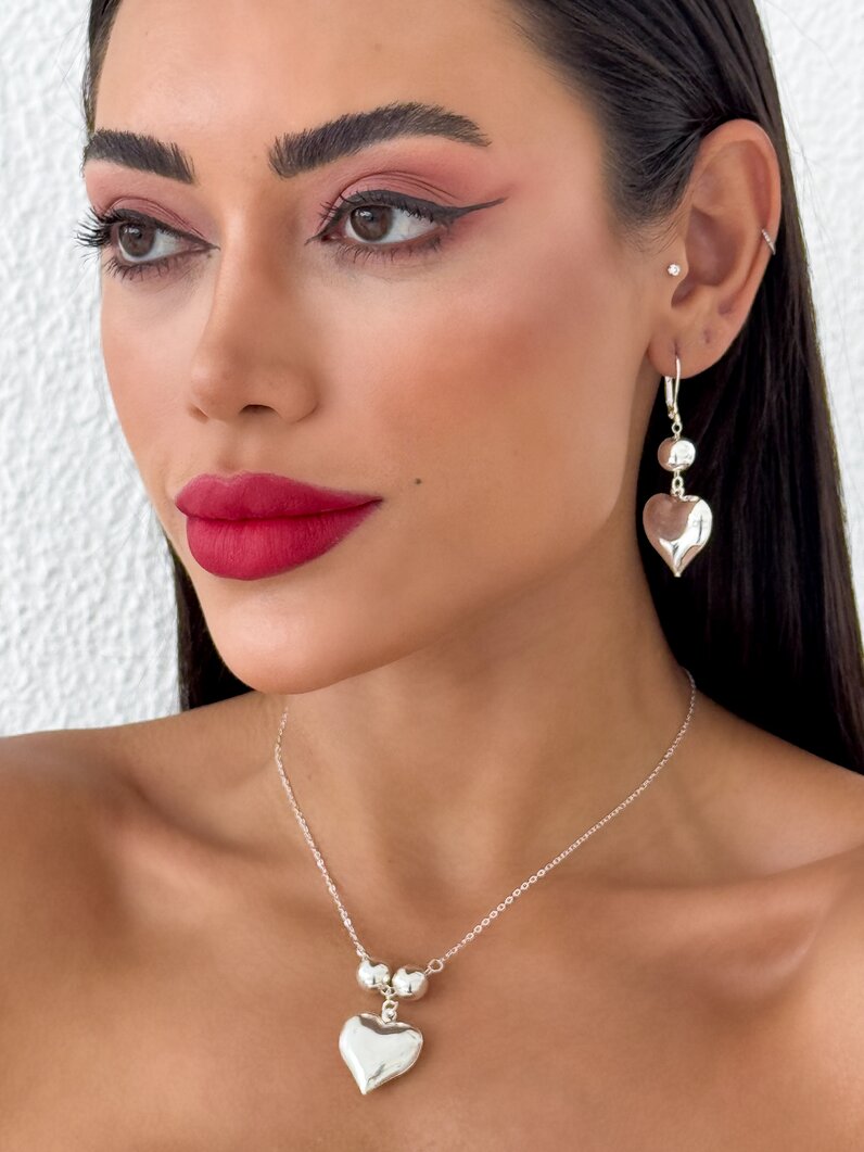 Conjunto Colar e Brinco Folheado a Ouro 18k e Prata 925 Corações Lisos e Esferas
