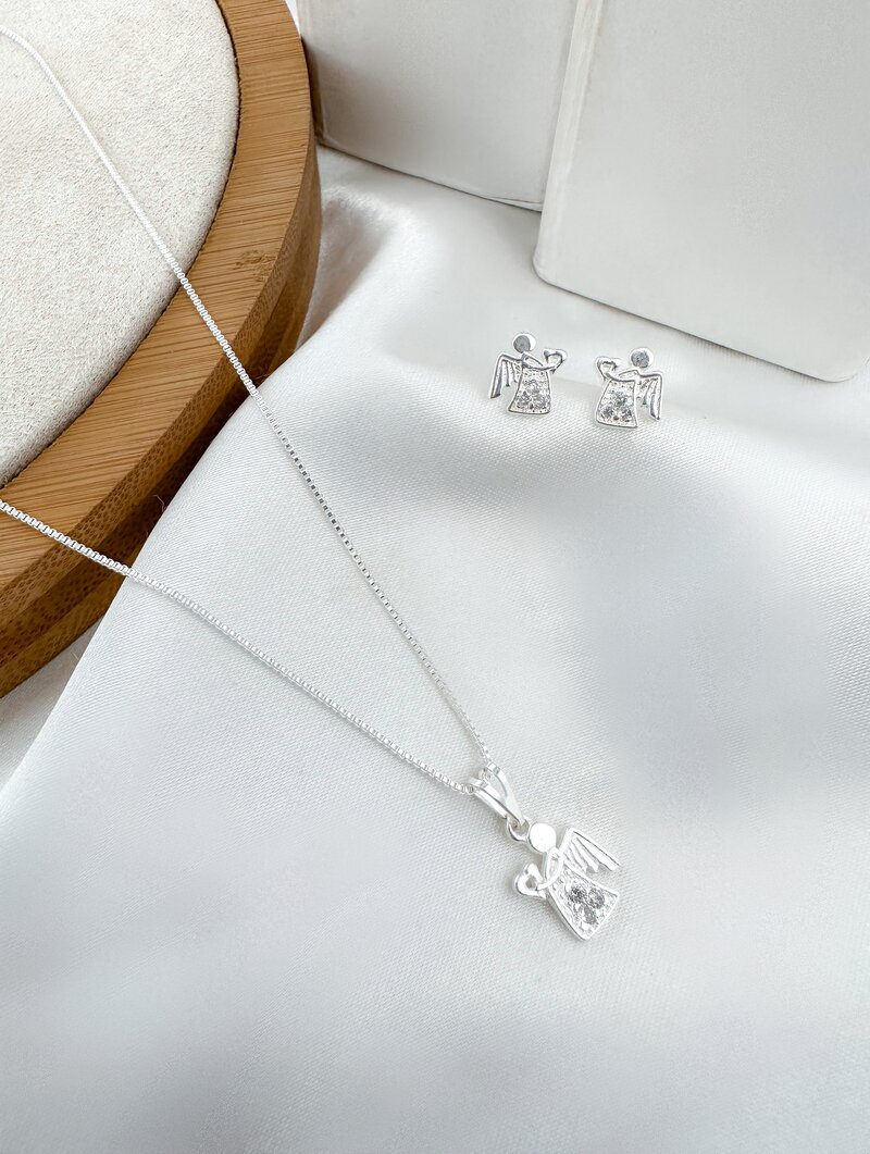 Conjunto Colar e Brinco Folheado a Ouro 18k e Prata Anjo com Micro Zircônias