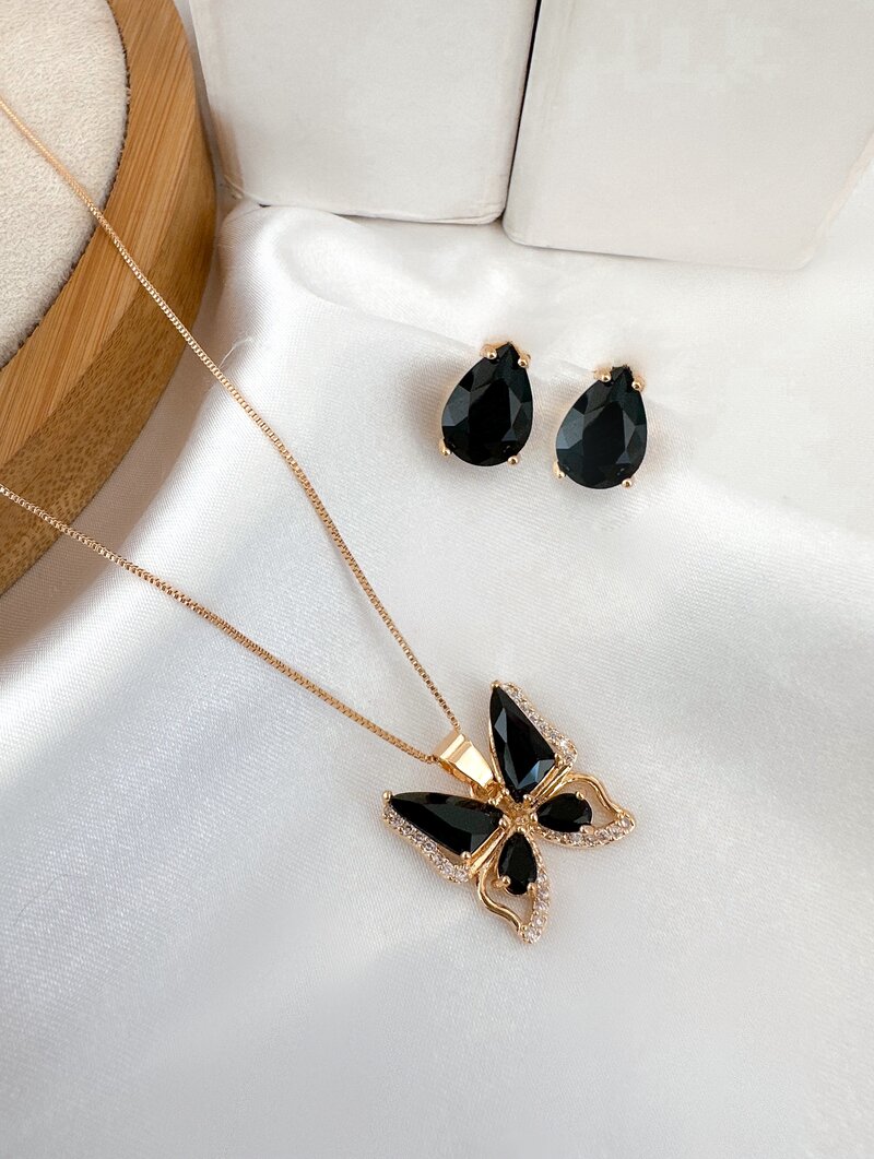 Conjunto Colar e Brinco Folheado a Ouro 18k e Prata Borboleta com Pedraria