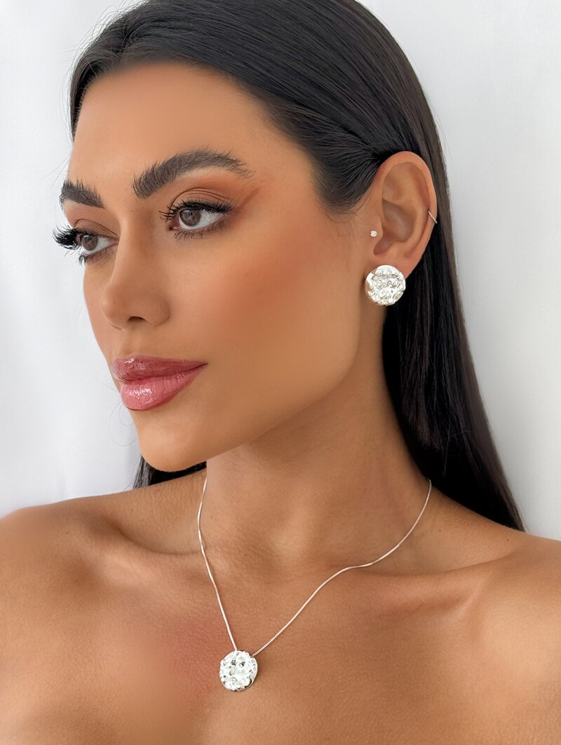Conjunto Colar e Brinco Folheado a Ouro 18k e Prata Botton Martelado