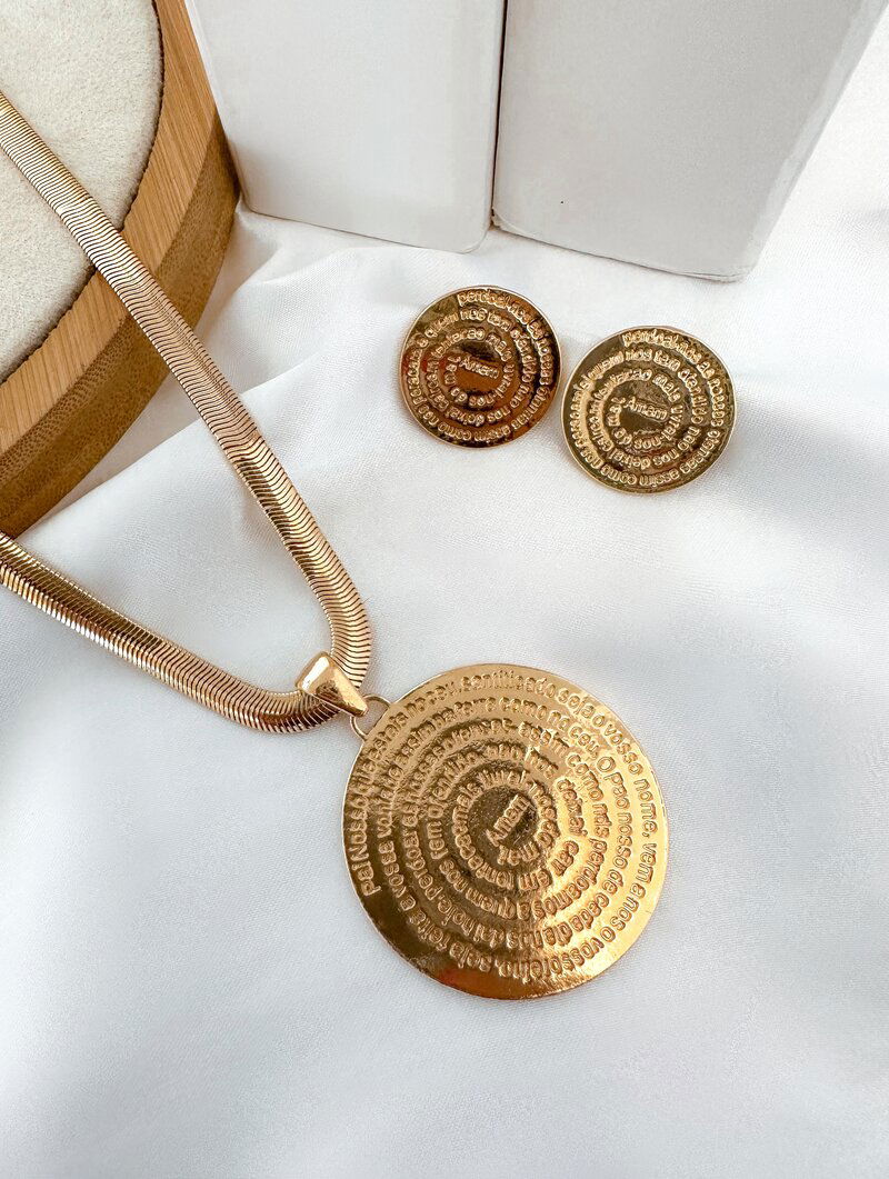 Conjunto Colar e Brinco Folheado a Ouro 18k e Prata Botton Pai Nosso