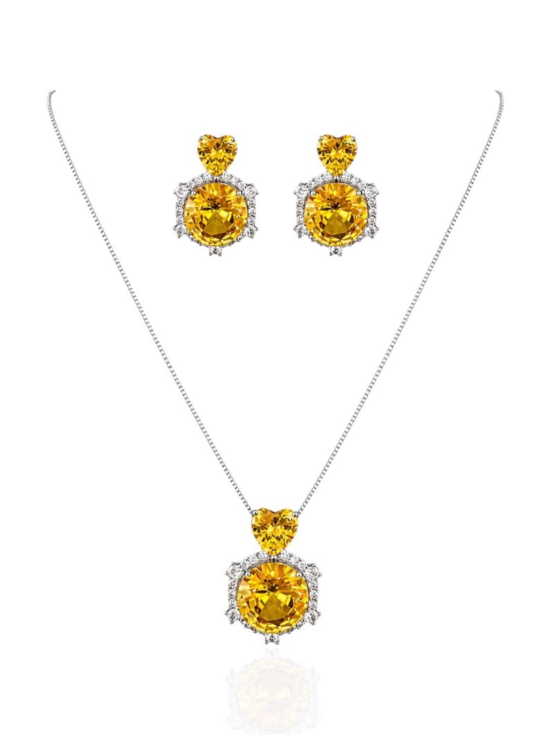 Conjunto Colar e Brinco Folheado a Ouro 18k e Prata Círculo e Coração Cristal