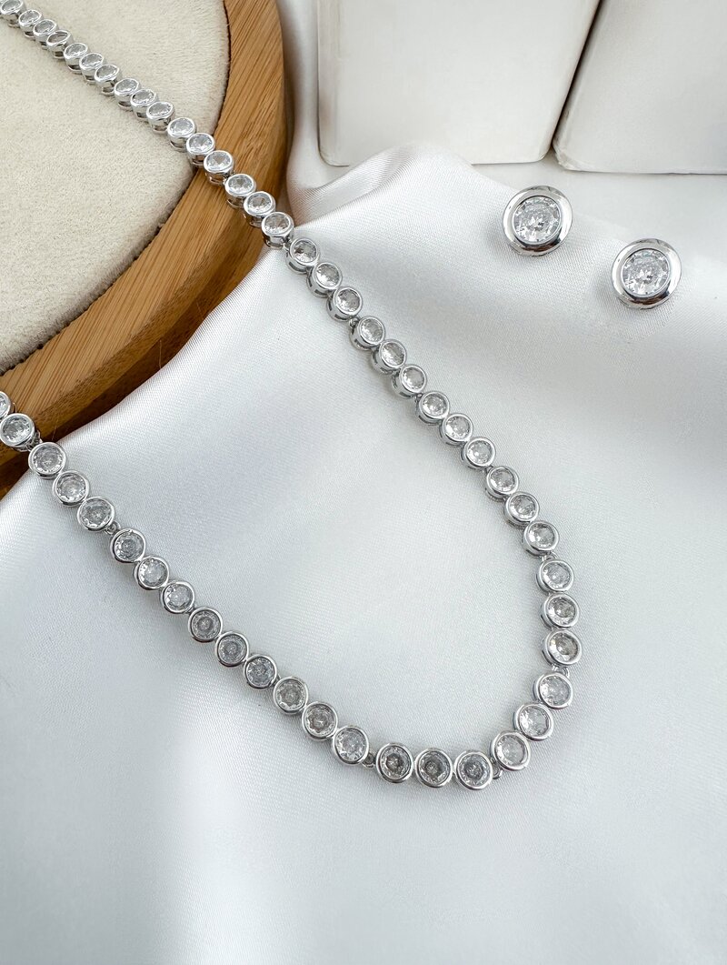 Conjunto Colar e Brinco Folheado a Ouro 18k e Prata Circulos de Zircônias