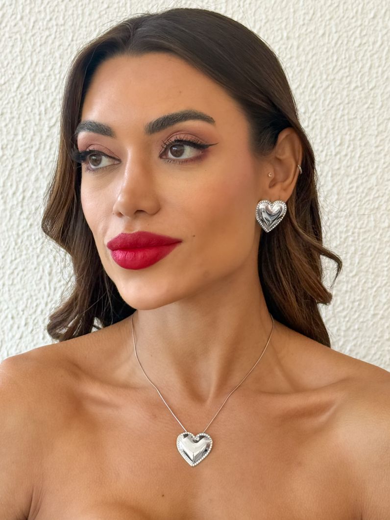 Conjunto Colar e Brinco Folheado a Ouro 18k e Prata Coração com Borda Cravejada