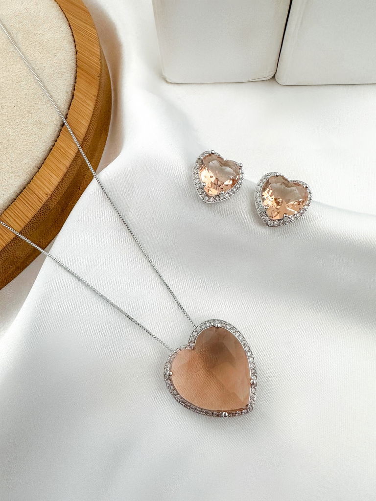 CONJUNTO COLAR E BRINCO FOLHEADO A OURO 18K E PRATA CORAÇÃO DE ZIRCÔNIA COM BORDA CRAVEJADA