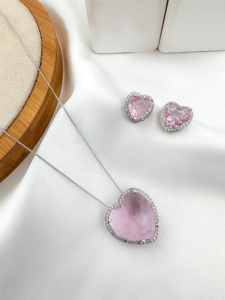 CONJUNTO COLAR E BRINCO FOLHEADO A OURO 18K E PRATA CORAÇÃO DE ZIRCÔNIA COM BORDA CRAVEJADA