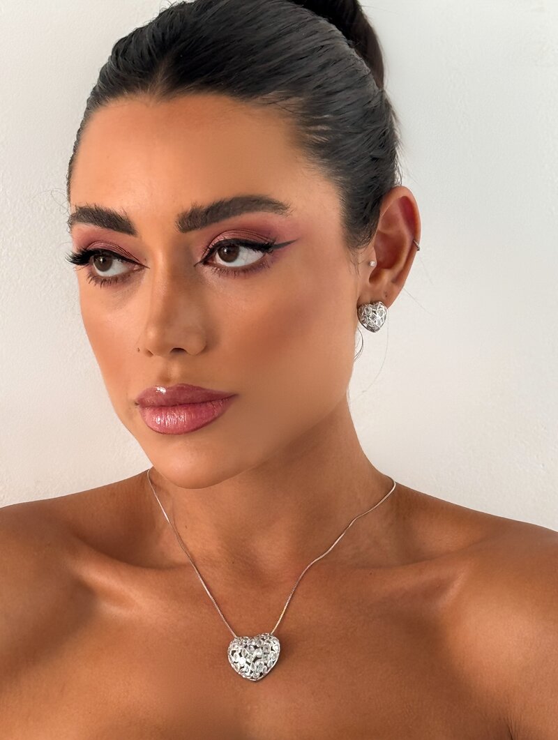 Conjunto Colar e Brinco Folheado a Ouro 18k e Prata Coração Vazado com Zircônias