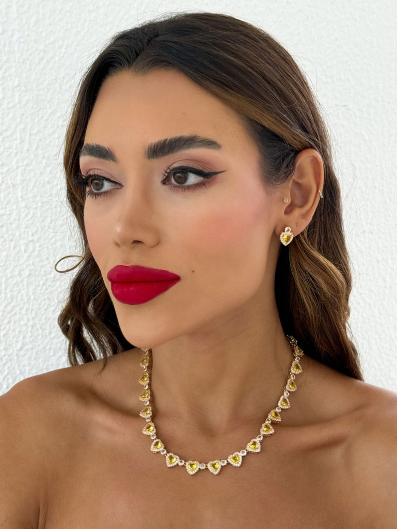 Conjunto Colar e Brinco Folheado a Ouro 18k e Prata Coração de Cristal e Pontos de Luz