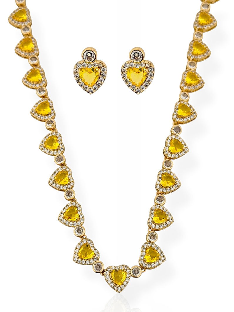 Conjunto Colar e Brinco Folheado a Ouro 18k e Prata Coração de Cristal e Pontos de Luz