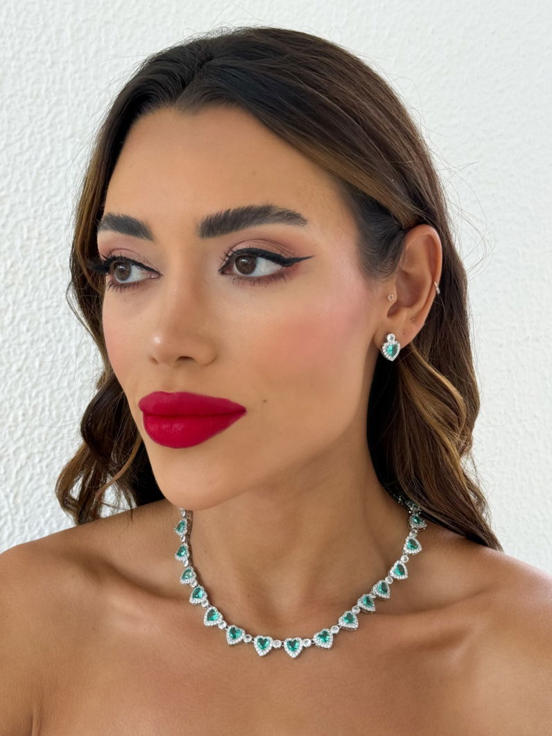 Conjunto Colar e Brinco Folheado a Ouro 18k e Prata Coração de Cristal e Pontos de Luz