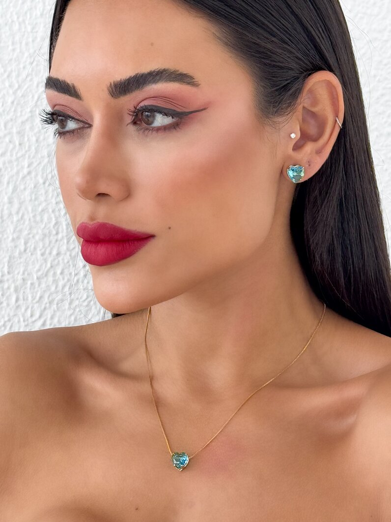 Conjunto Colar e Brinco Folheado a Ouro 18k e Prata Ponto de Luz Coração