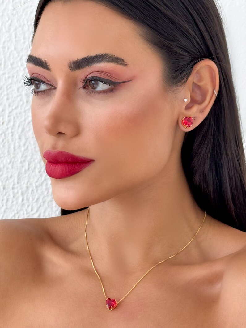 Conjunto Colar e Brinco Folheado a Ouro 18k e Prata Ponto de Luz Coração