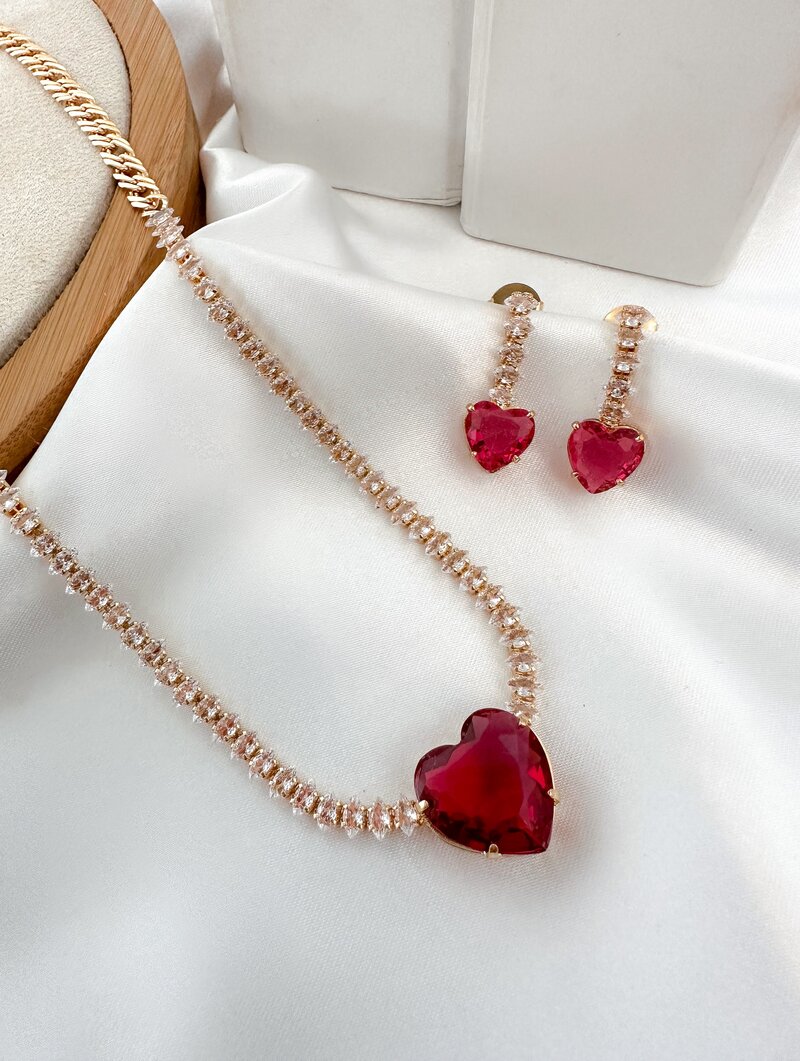 Conjunto Colar e Brinco Folheado a Ouro 18k e Prata Corrente com Zircônias e Pingente Coração