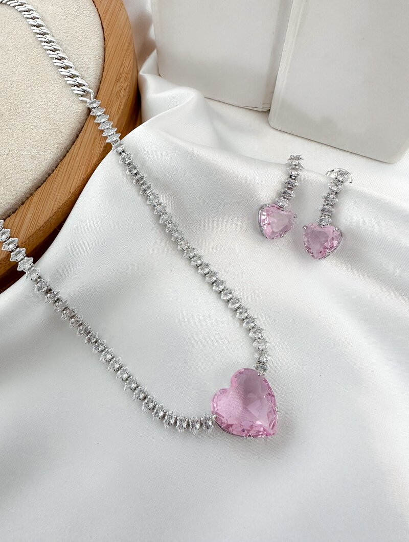 Conjunto Colar e Brinco Folheado a Ouro 18k e Prata Corrente com Zircônias e Pingente Coração