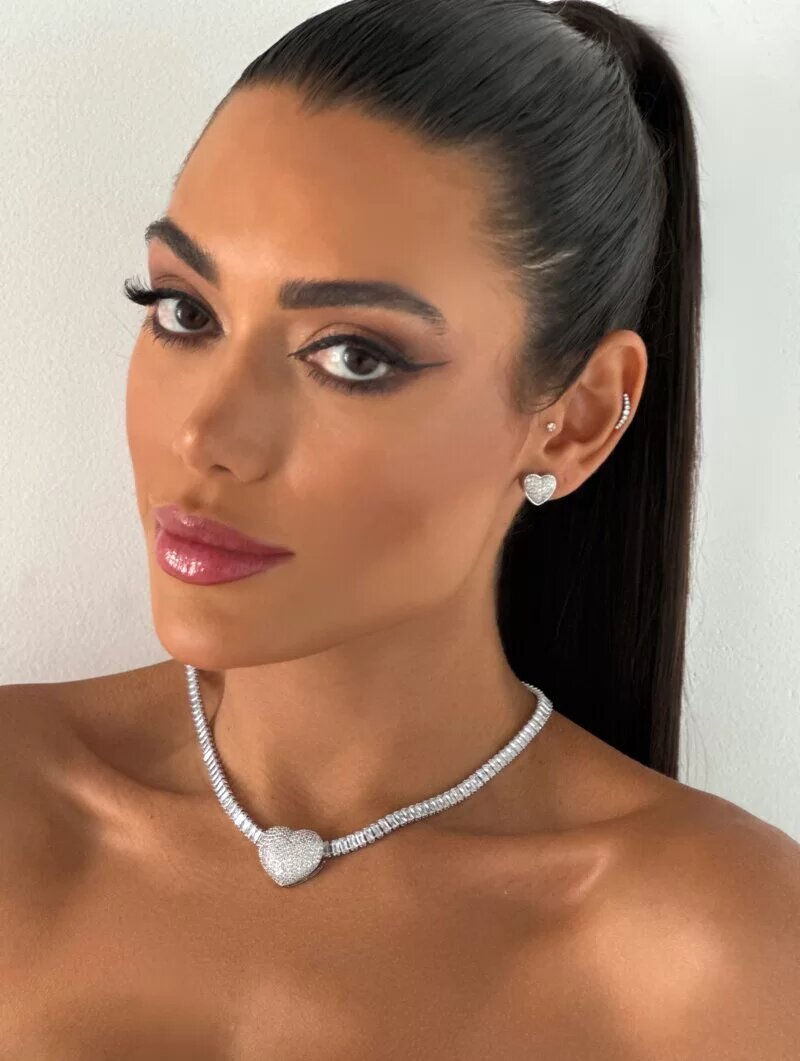 Conjunto Colar e Brinco Folheado a Ouro 18k e Prata Corrente de Zircônias com Coração Cravejado