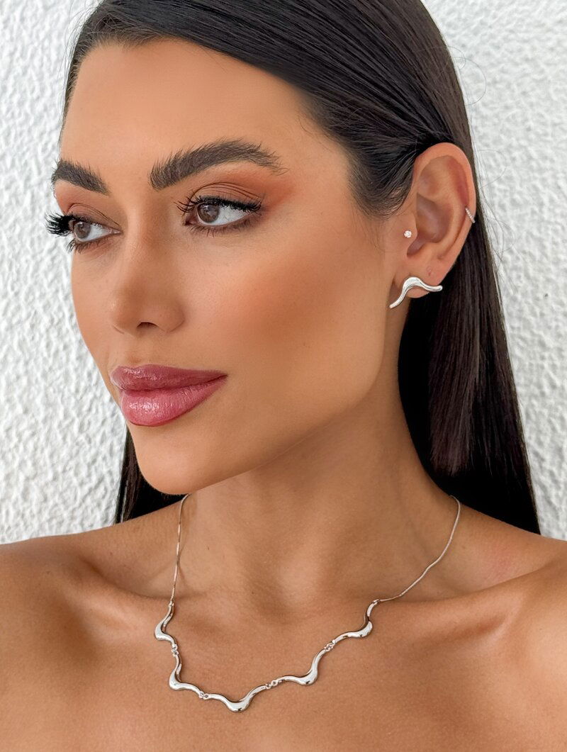 Conjunto Colar e Brinco Folheado a Ouro 18k e Prata Fio Ondulado