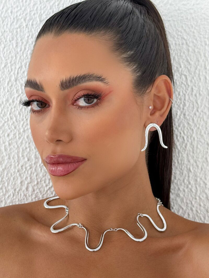 Conjunto Colar e Brinco Folheado a Ouro 18k e Prata Fio Ondulado Liso