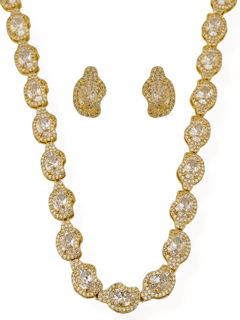 Conjunto Colar e Brinco Folheado a Ouro 18k e Prata Formas de Cristal Cravejado