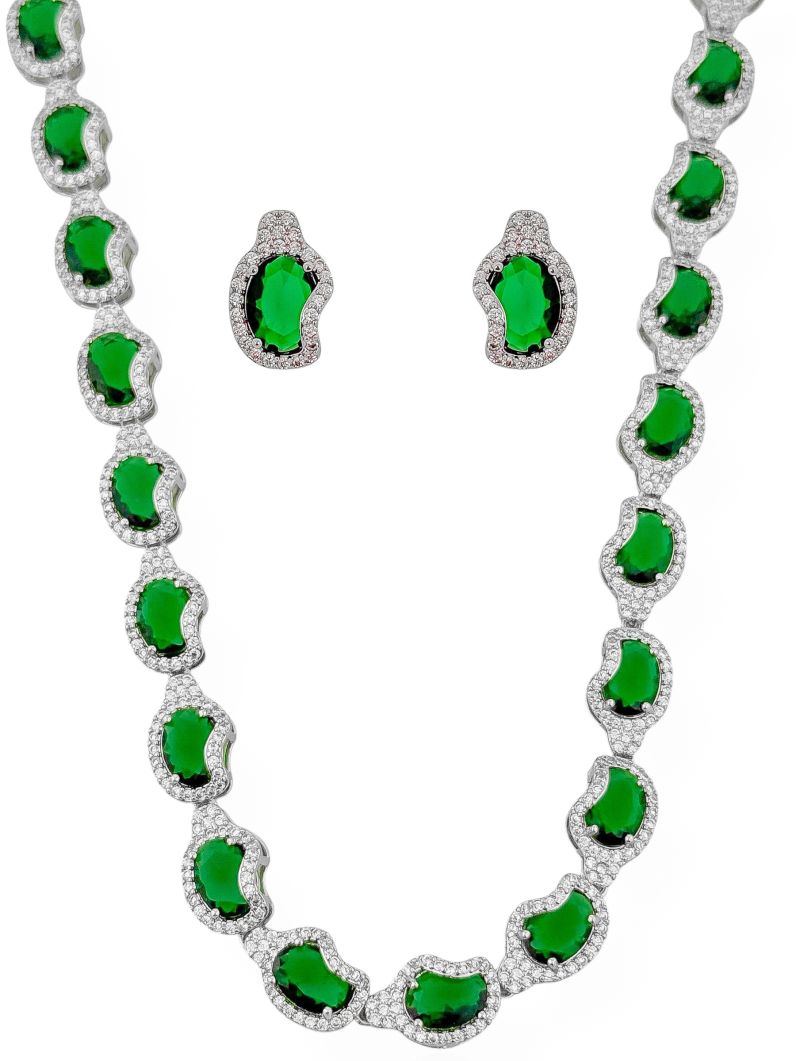 Conjunto Colar e Brinco Folheado a Ouro 18k e Prata Formas de Cristal Cravejado