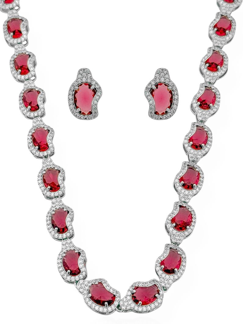 Conjunto Colar e Brinco Folheado a Ouro 18k e Prata Formas de Cristal Cravejado