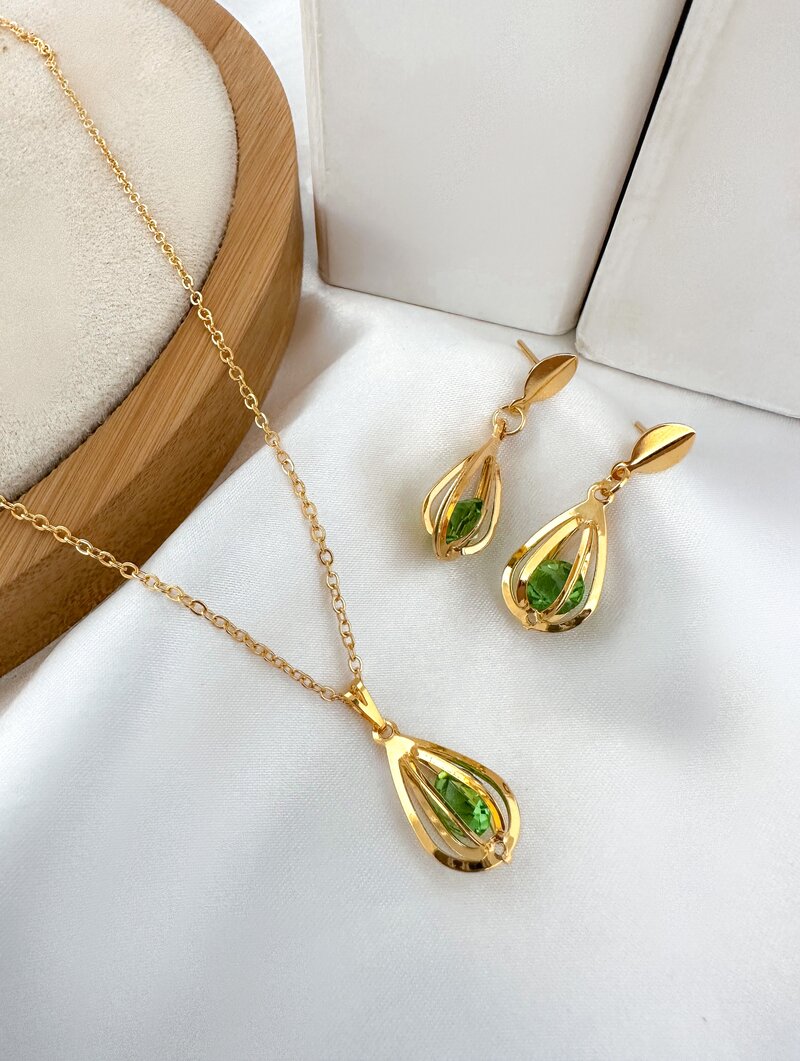 Conjunto Colar e Brinco Folheado a Ouro 18k e Prata Gota Vazada com Zircônia