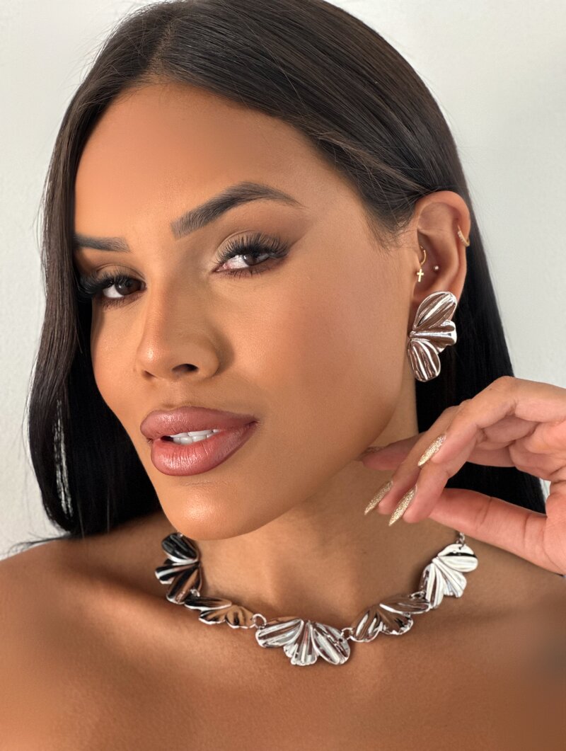 Conjunto Colar e Brinco Folheado a Ouro 18k e Prata Jasmin