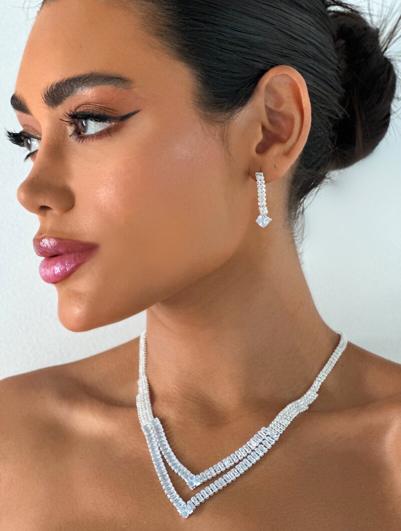 Conjunto Colar e Brinco Folheado a Ouro 18k e Prata Navetes e Micro Zircônias