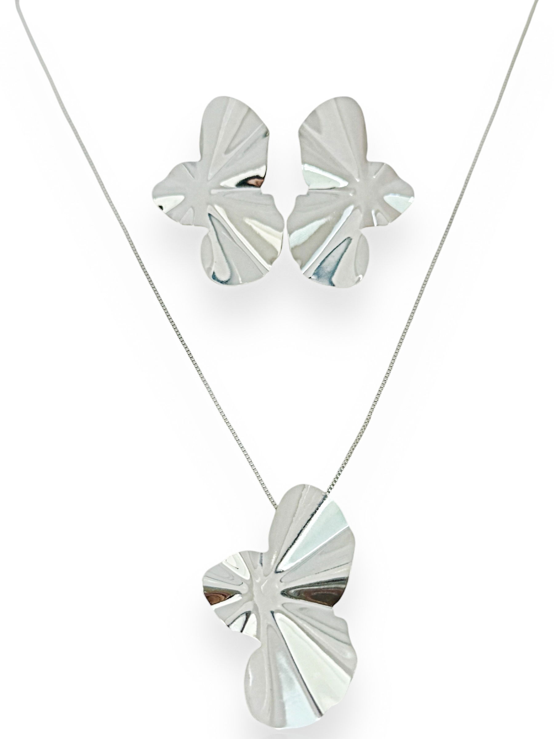 Conjunto Colar e Brinco Folheado a Ouro 18k e Prata Orgânico Martelado