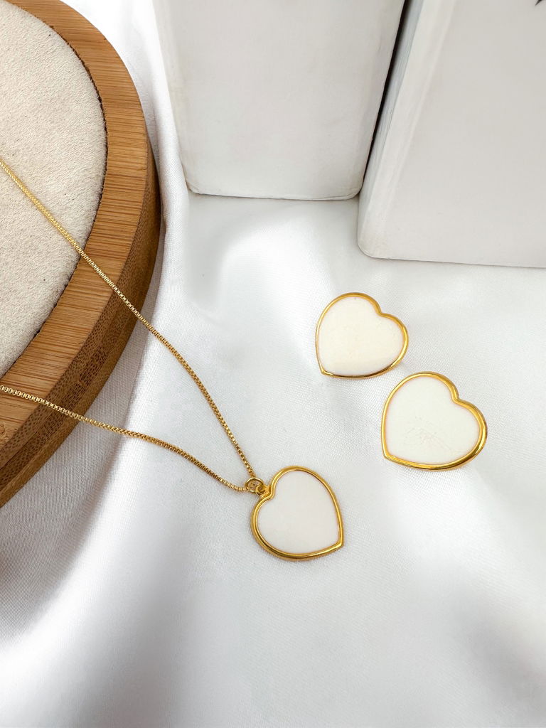 Conjunto colar e brinco folheado a ouro 18k esmaltado colorido