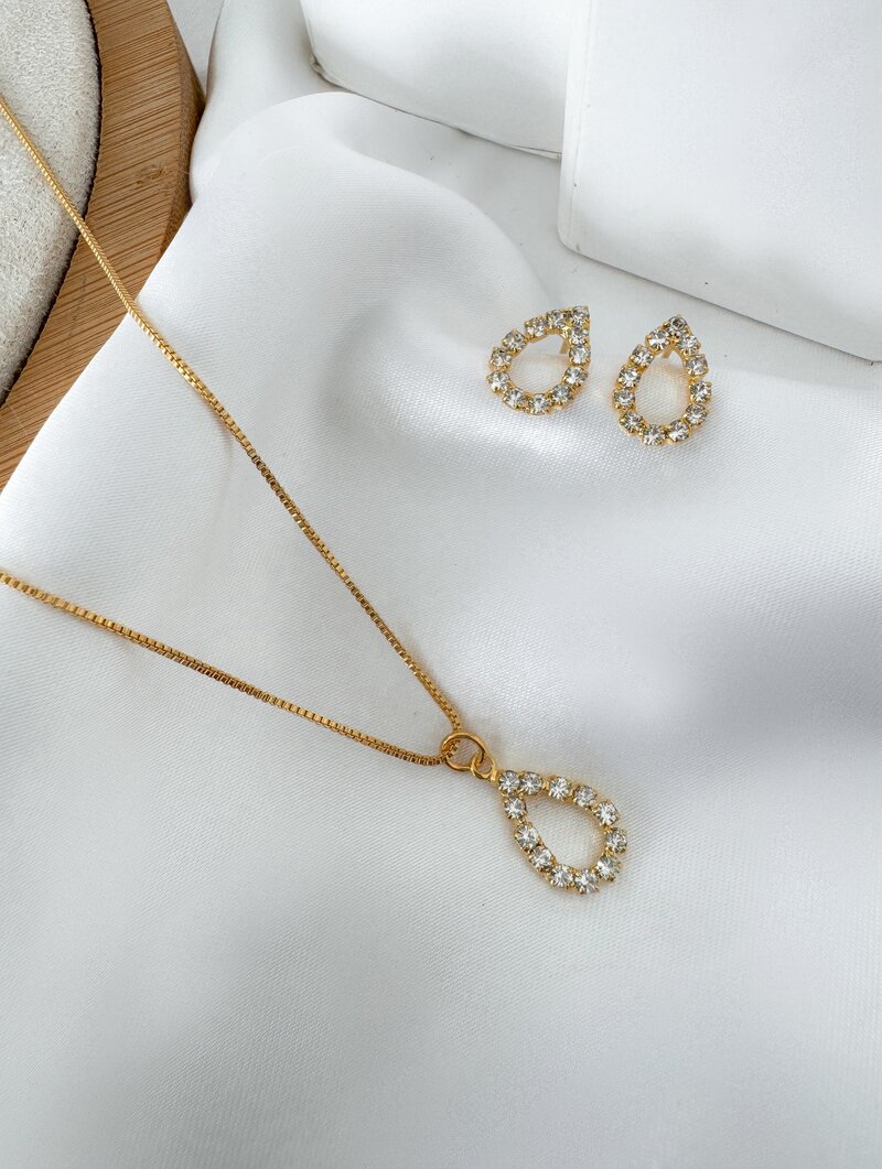 Conjunto Colar e Brinco Folheado a Ouro 18k Gota Minimalista Cravejada