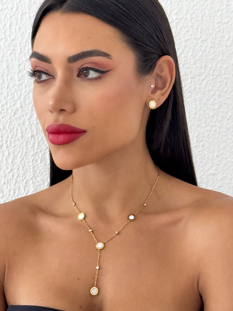 Conjunto Colar e Brinco Folheado a Ouro 18k Inspiração a Grandes Marcas Redondo