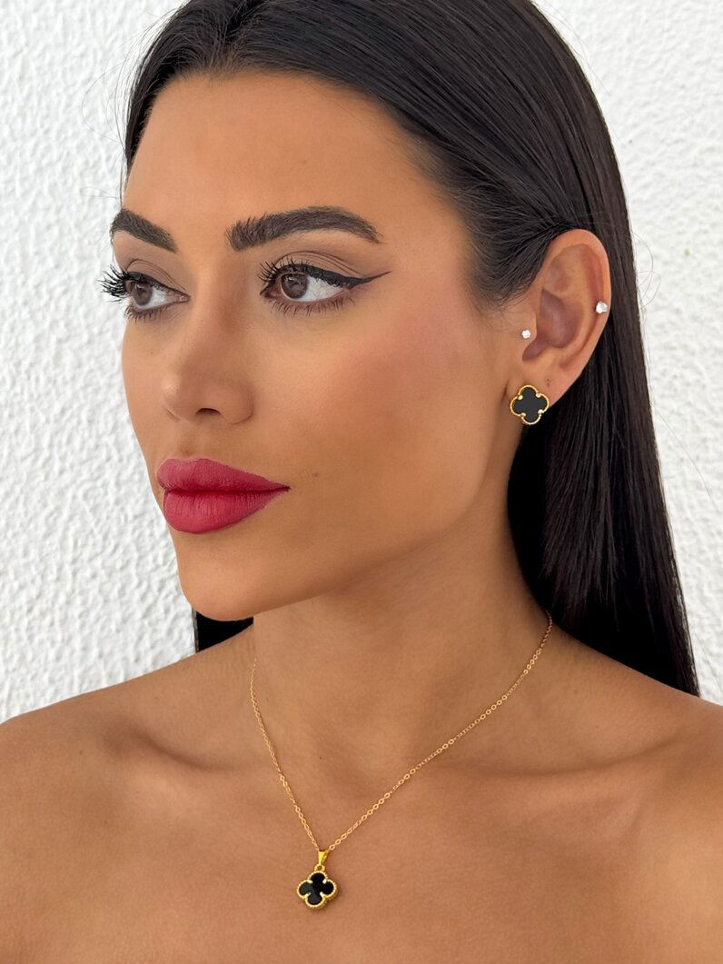 Conjunto Colar e Brinco Folheado a Ouro 18k Inspiração Vg Resina