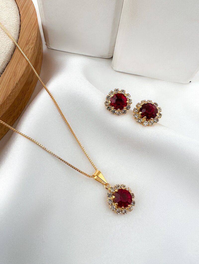 Conjunto Colar e Brinco Folheado a Ouro 18k Pedra de Zircônia Crevejada