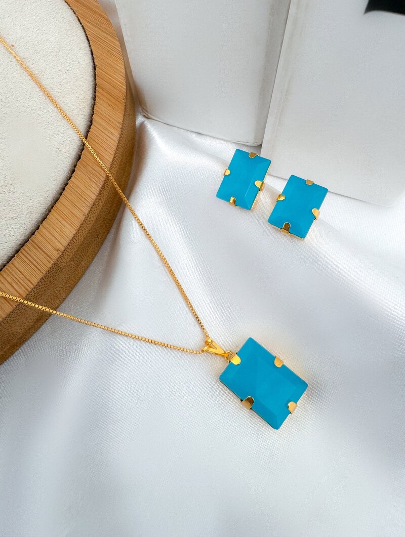 Conjunto Colar e Brinco Folheado a Ouro 18k Pedra Retangular de Zircônia